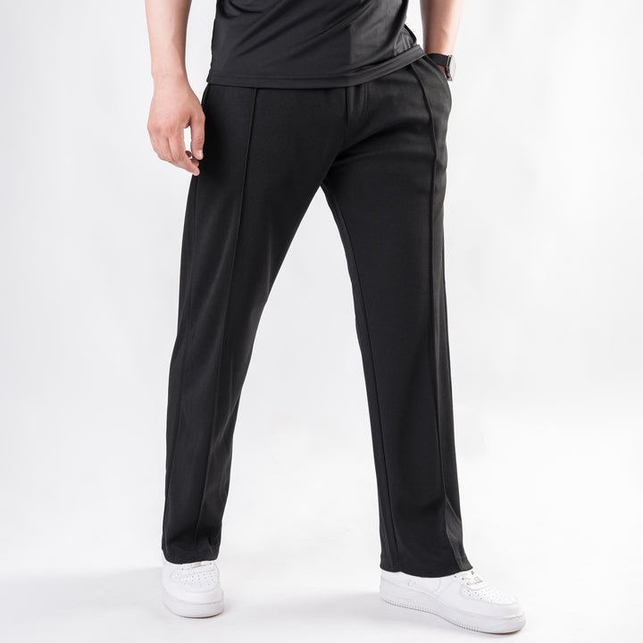 Pleated Loose Fit Trouser - Black - Image 3