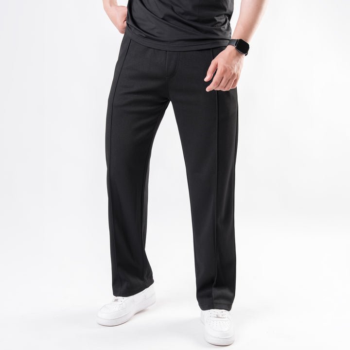 Pleated Loose Fit Trouser - Black
